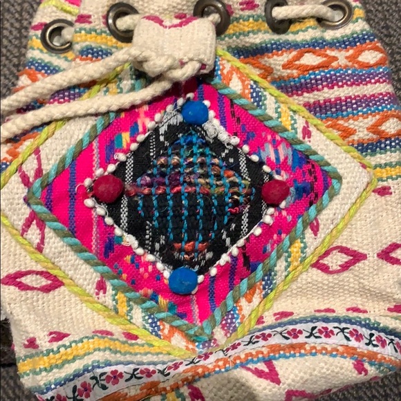 Billabong super cute hobo bag!!! - Picture 2 of 3